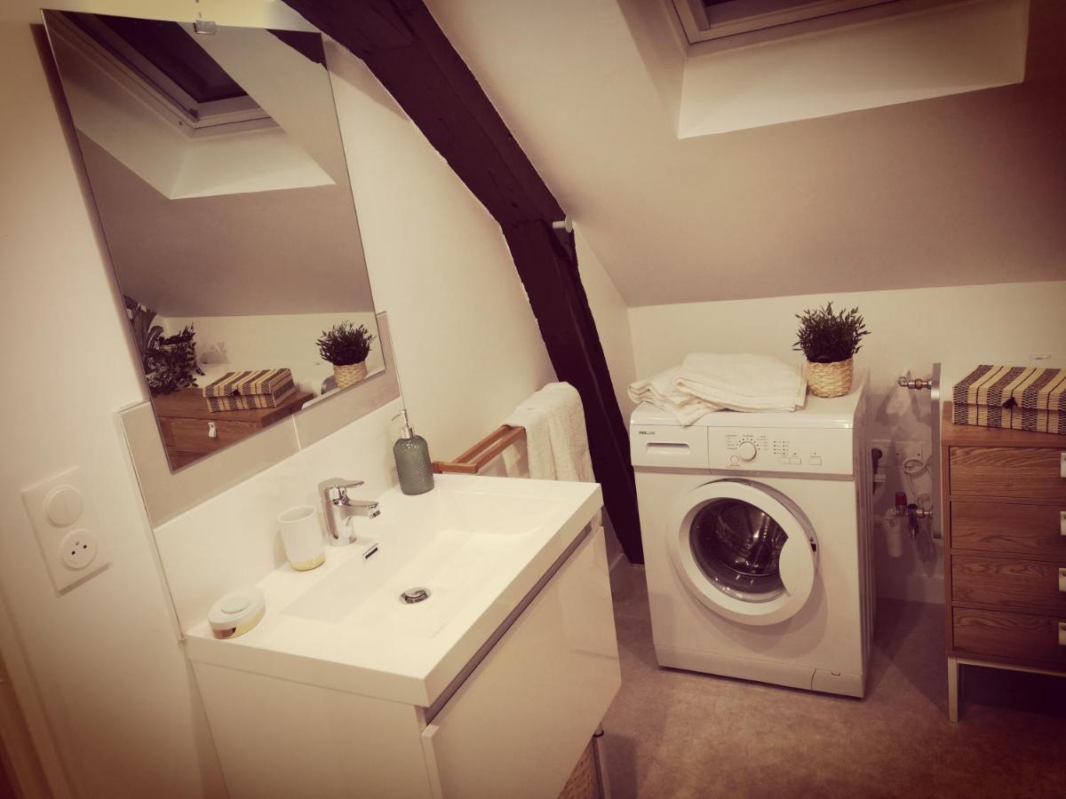 ריימס Logement Cosy Renove Au Pied De La Cathedrale Avec Climatisation מראה חיצוני תמונה